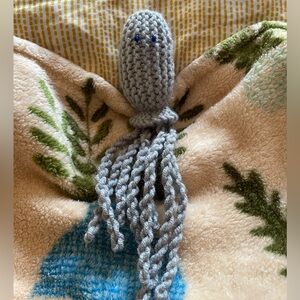 Handmade knit squid stuffed toy